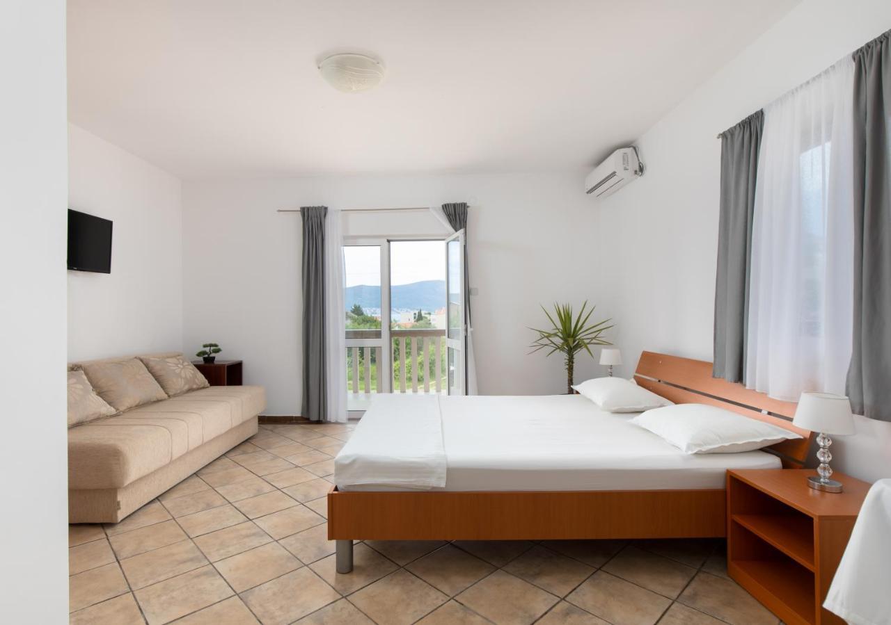 Apartments Bojic Tivat Extérieur photo